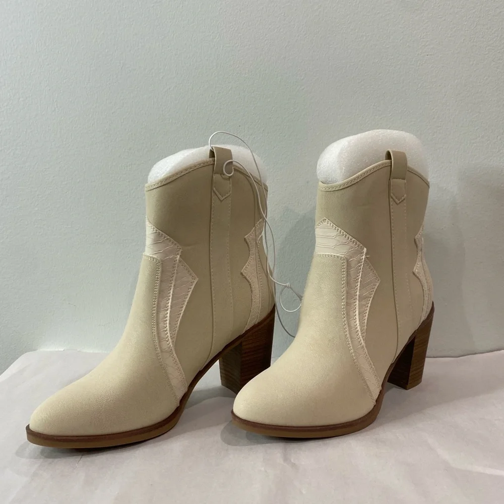 MIA Simmone Cowboy Boots ivory
